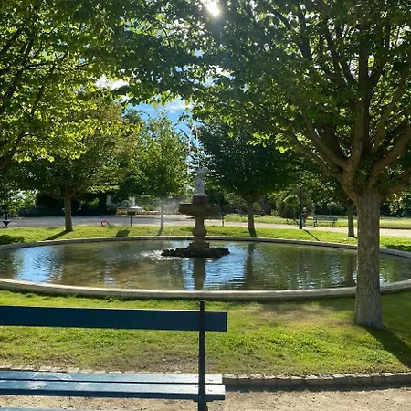 Meneau 2- Center-wifi- Connected Tv * 베지에