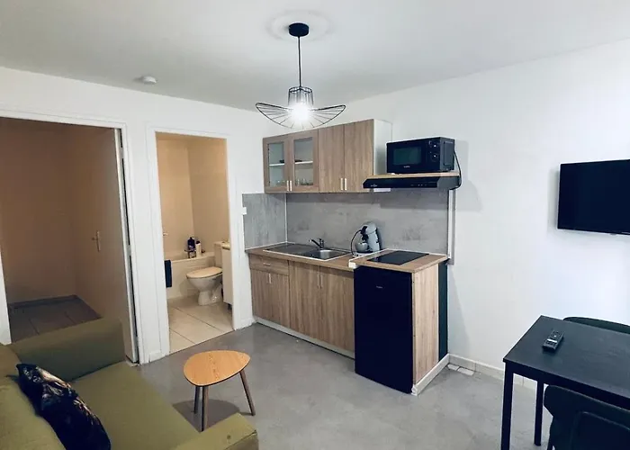 Meneau 2- Center-wifi- Connected Tv Διαμέρισμα Μπεζιέ